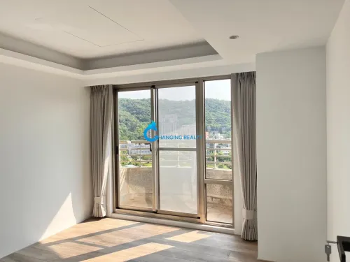 4 bedrooms apartment for rent in Shilin District, Taipei City | NT$ 120 000 | 92 ping slide 6