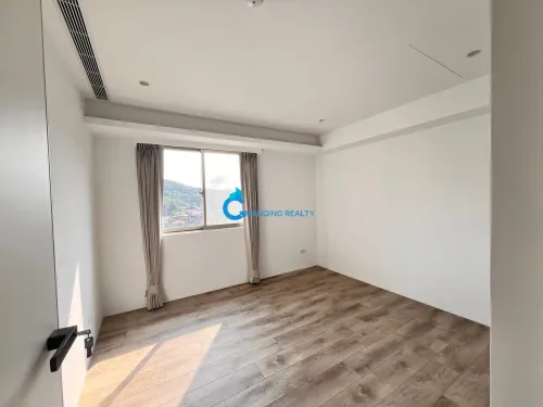 4 bedrooms apartment for rent in Shilin District, Taipei City | NT$ 120 000 | 92 ping slide 7