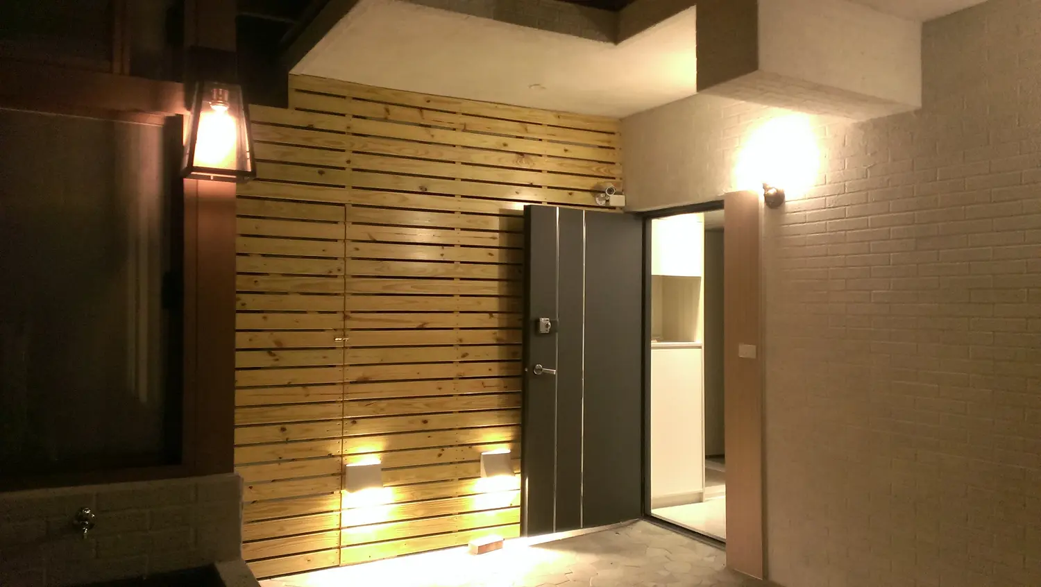 Room for rent in Taipei City, Xinyi District | NT$ 21 000 | 10 ping slide 19