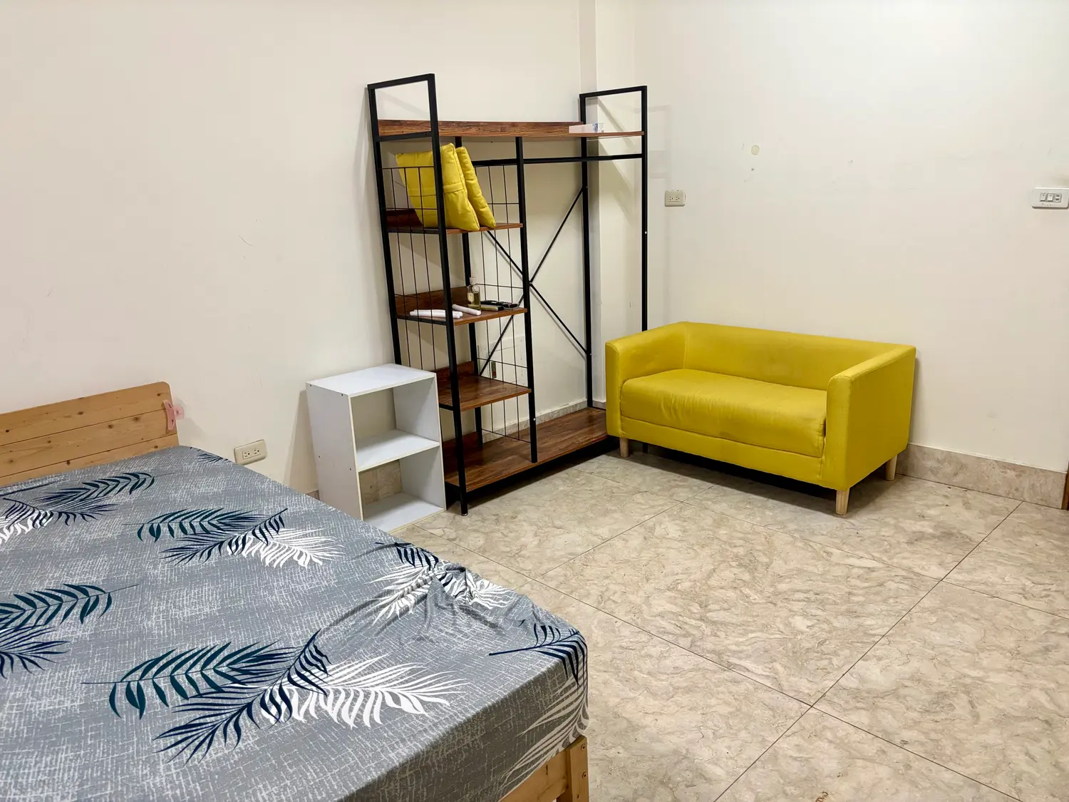 Room for rent in West Central District, Tainan City | NT$ 7 500 | 8 ping slide 4