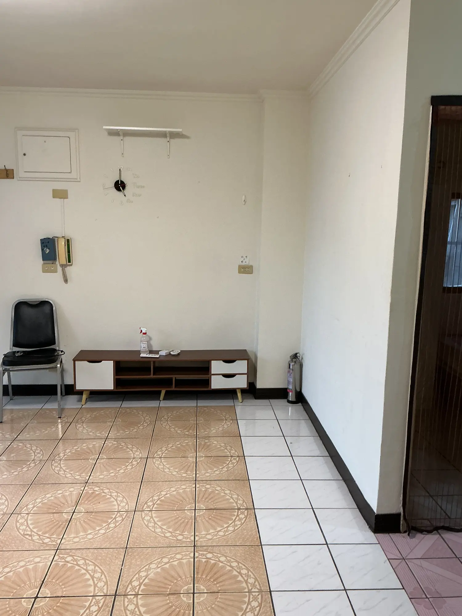 2 bedrooms apartment for rent in Zhongshan District, Taipei City | NT$ 20 000 | 22 ping slide 10