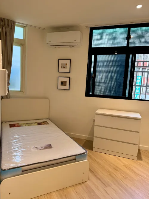 Room for rent NT$ 15 000 - Ningbo W St - 4 bedrooms