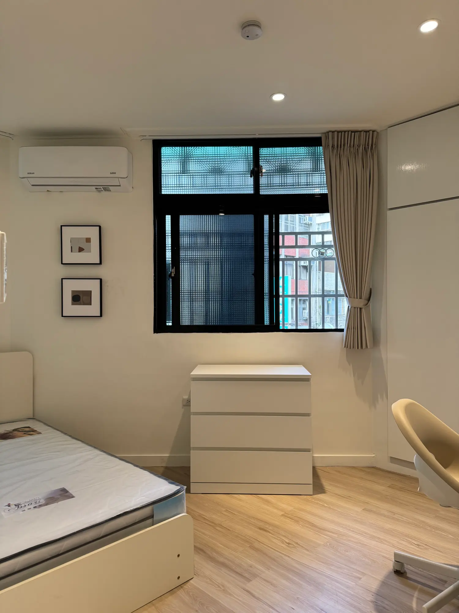 Room for rent in Zhongzheng District, Taipei City | NT$ 15 000 | 3 ping slide 4