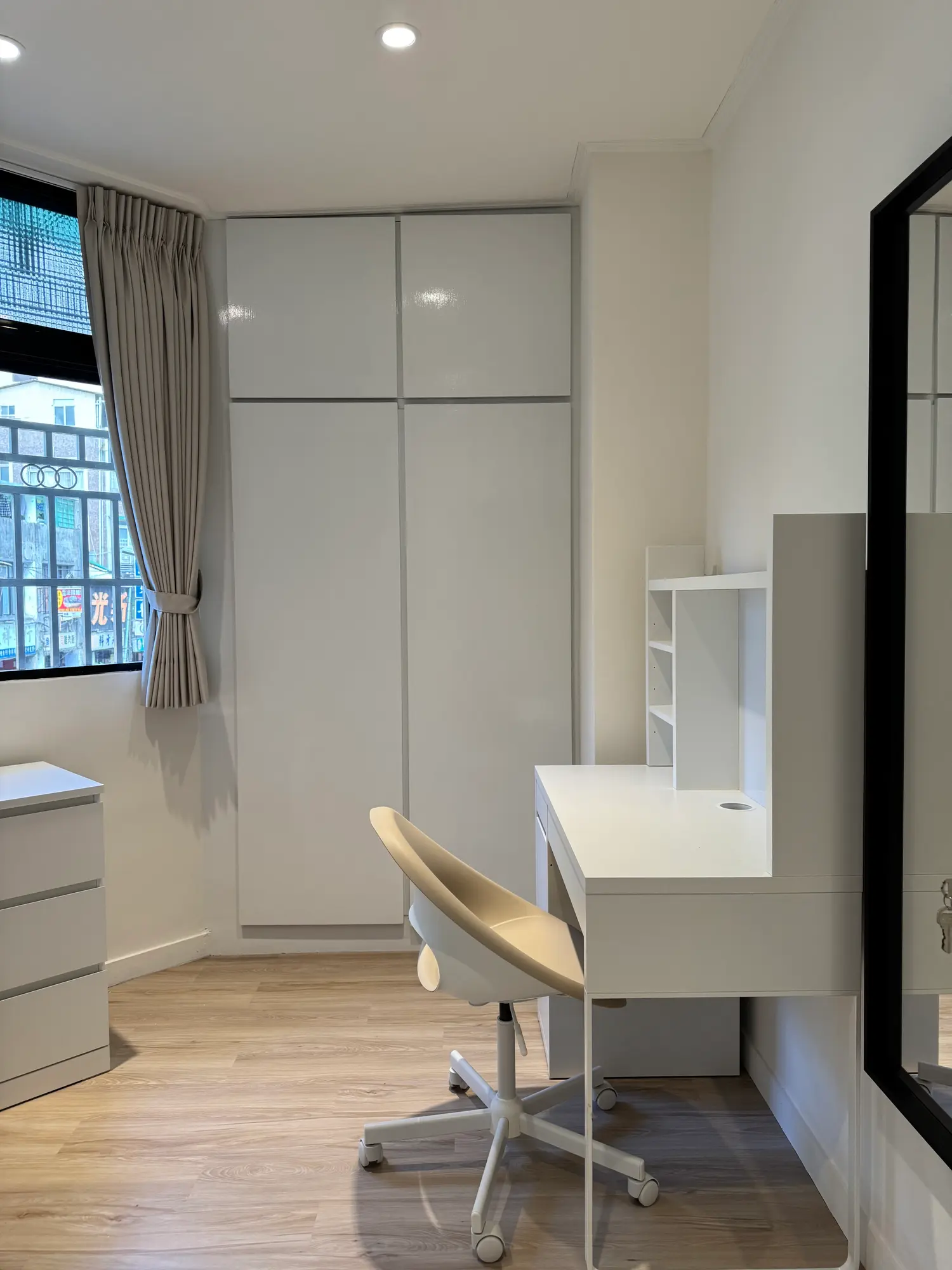 Room for rent in Zhongzheng District, Taipei City | NT$ 15 000 | 3 ping slide 6