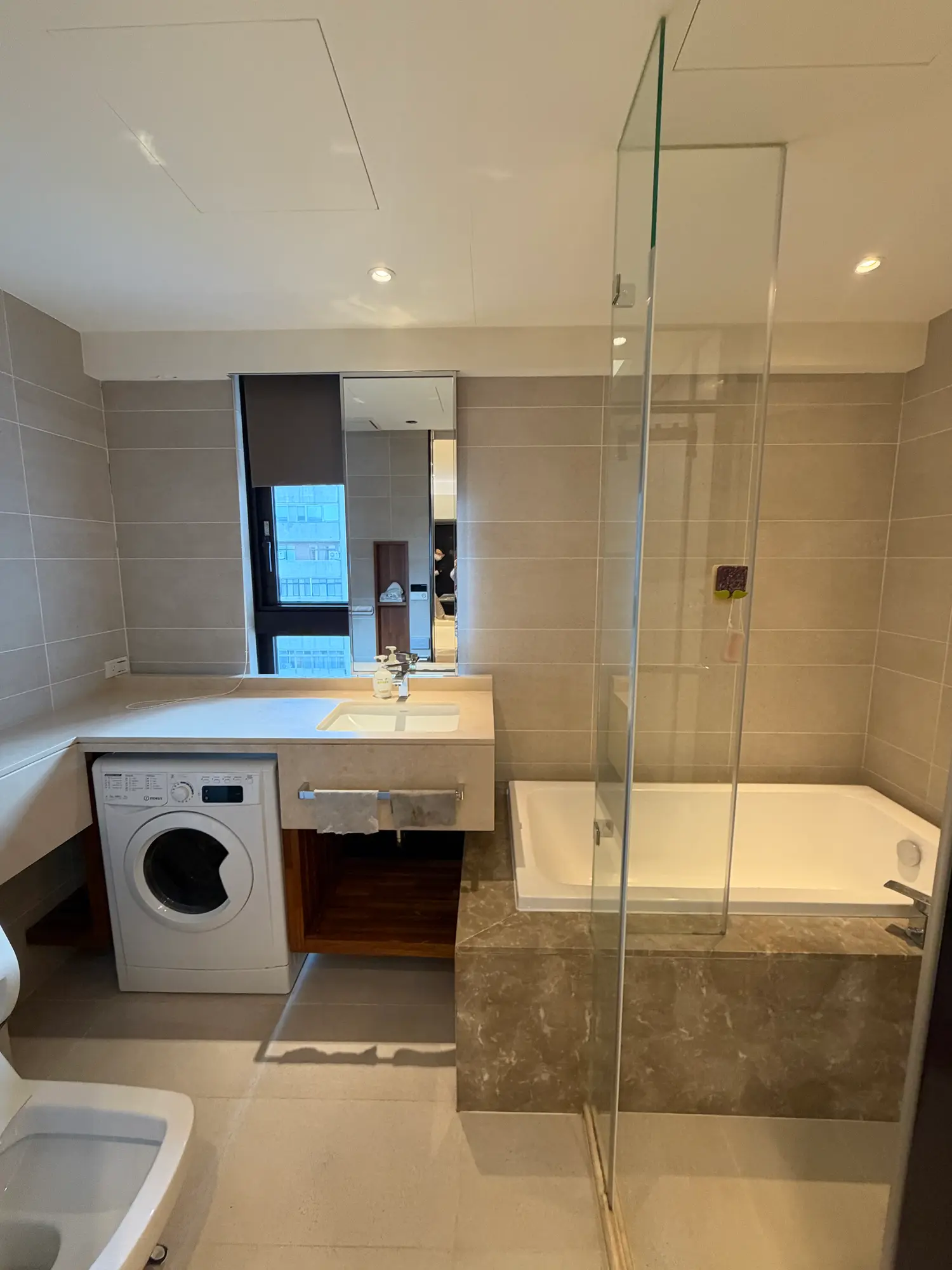1 room apartment for rent in Zhongzheng District, Taipei City | NT$ 58 800 | 18 ping slide 2