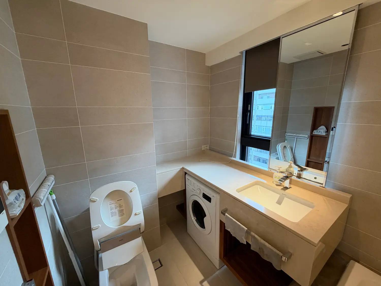 1 room apartment for rent in Zhongzheng District, Taipei City | NT$ 58 800 | 18 ping slide 16