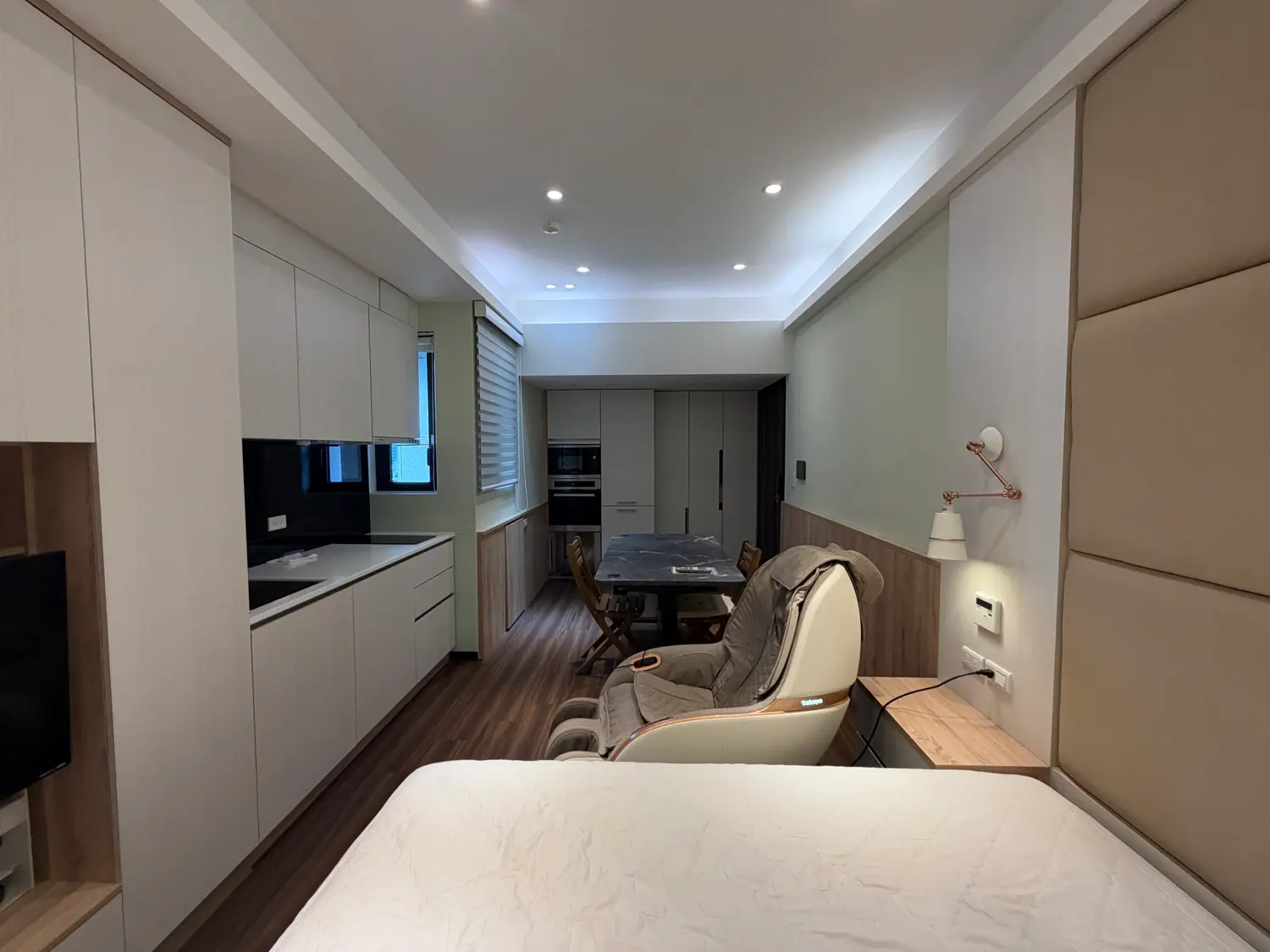 1 room apartment for rent in Zhongzheng District, Taipei City | NT$ 58 800 | 18 ping slide 7