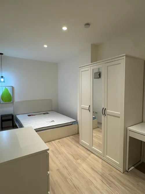 Room for rent NT$ 14 500 - Ningbo W St - 4 bedrooms