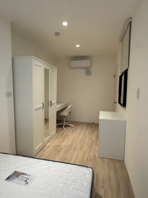 Room for rent NT$ 14 500 - Ningbo W St - 4 bedrooms