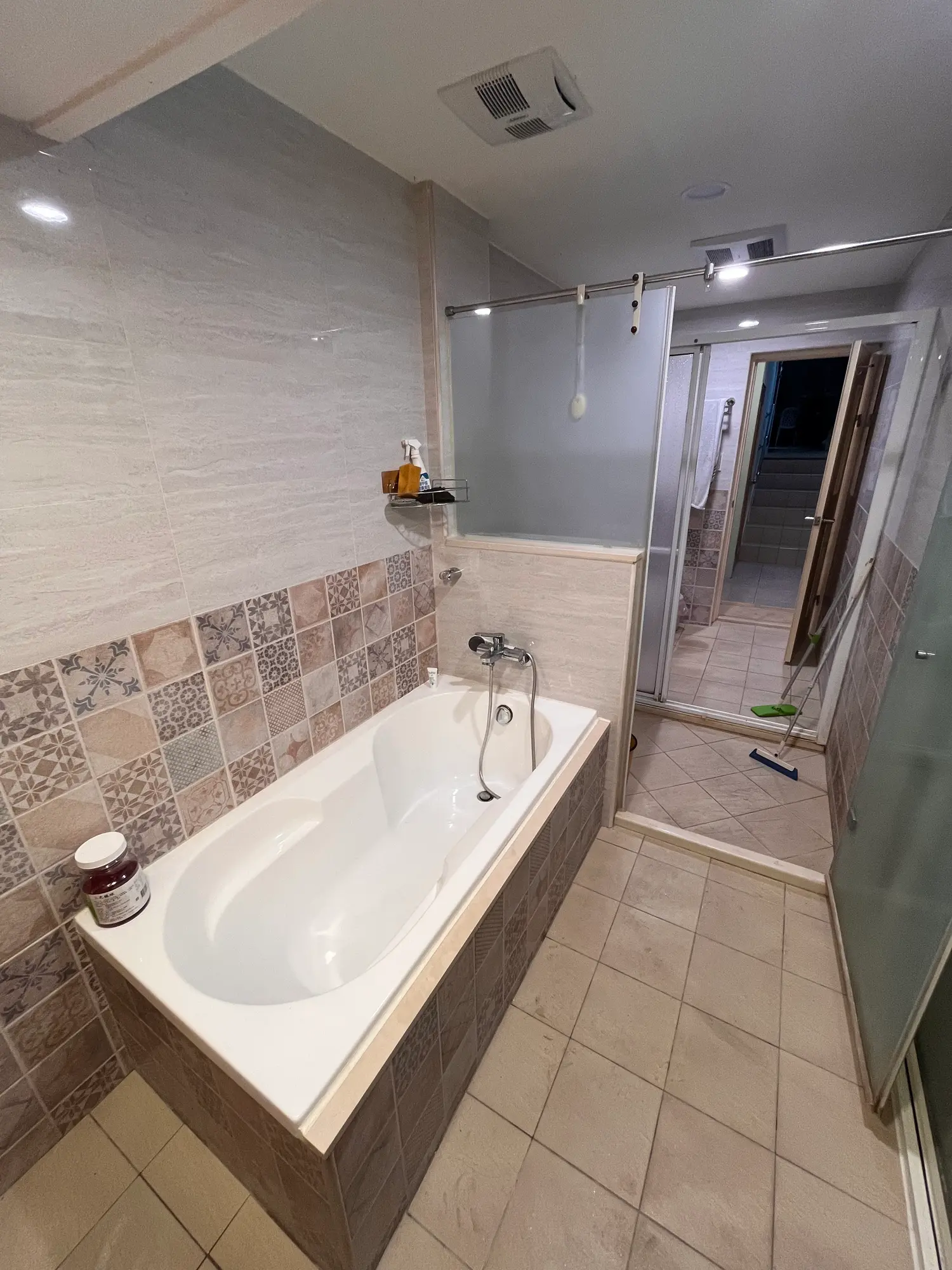 2 bedrooms apartment for rent TWD 28 000 - 50 ping - Xindian District, New Taipei City slide 11
