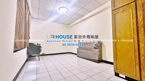Townhouse for rent TWD 56 000 -  - 4 bedrooms