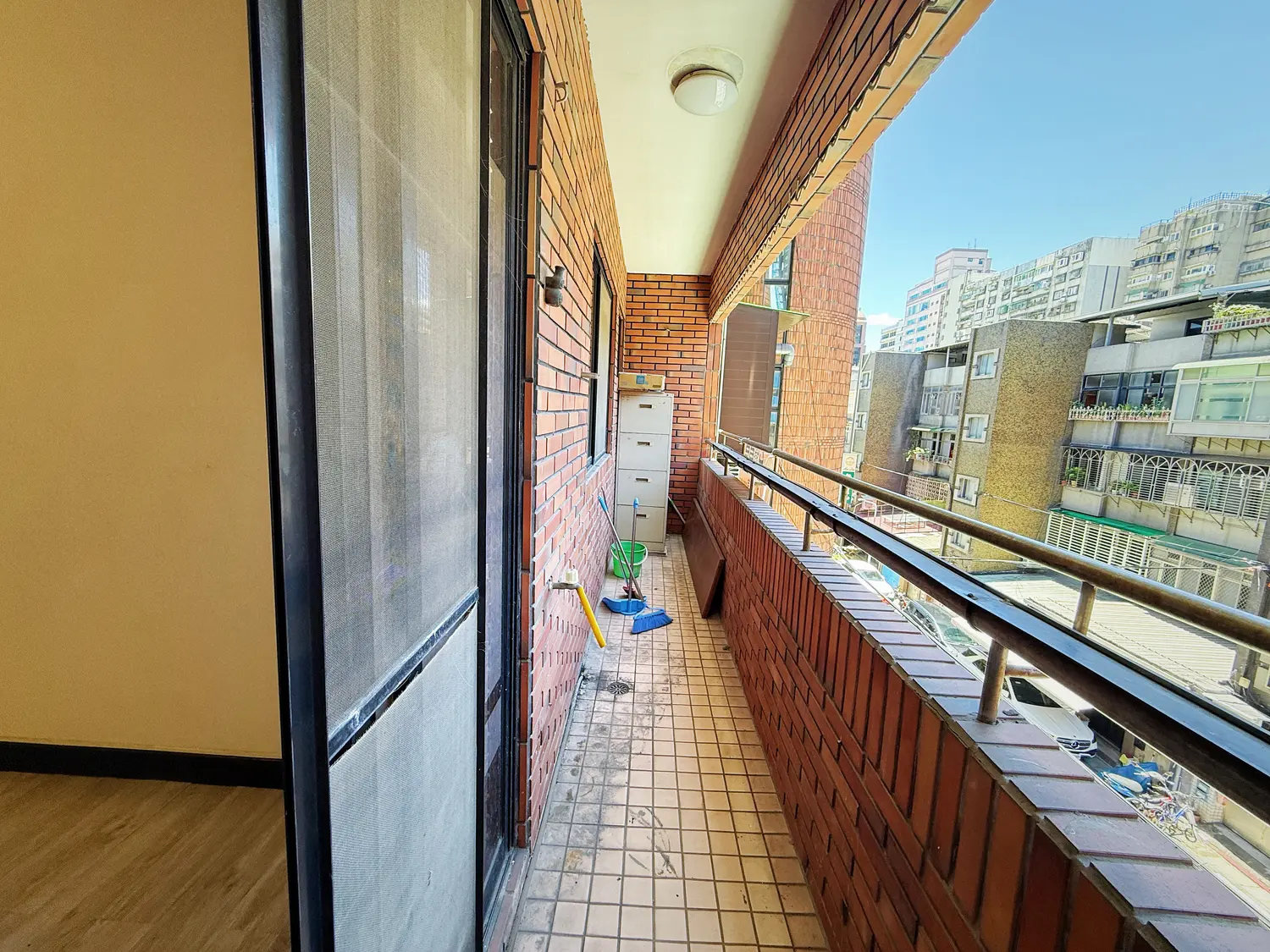 3 bedrooms apartment for sale TWD 38 880 000 - 32 ping - Taipei City,Songshan District slide 6