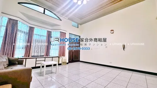 Townhouse for rent TWD 56 000 -  - 4 bedrooms