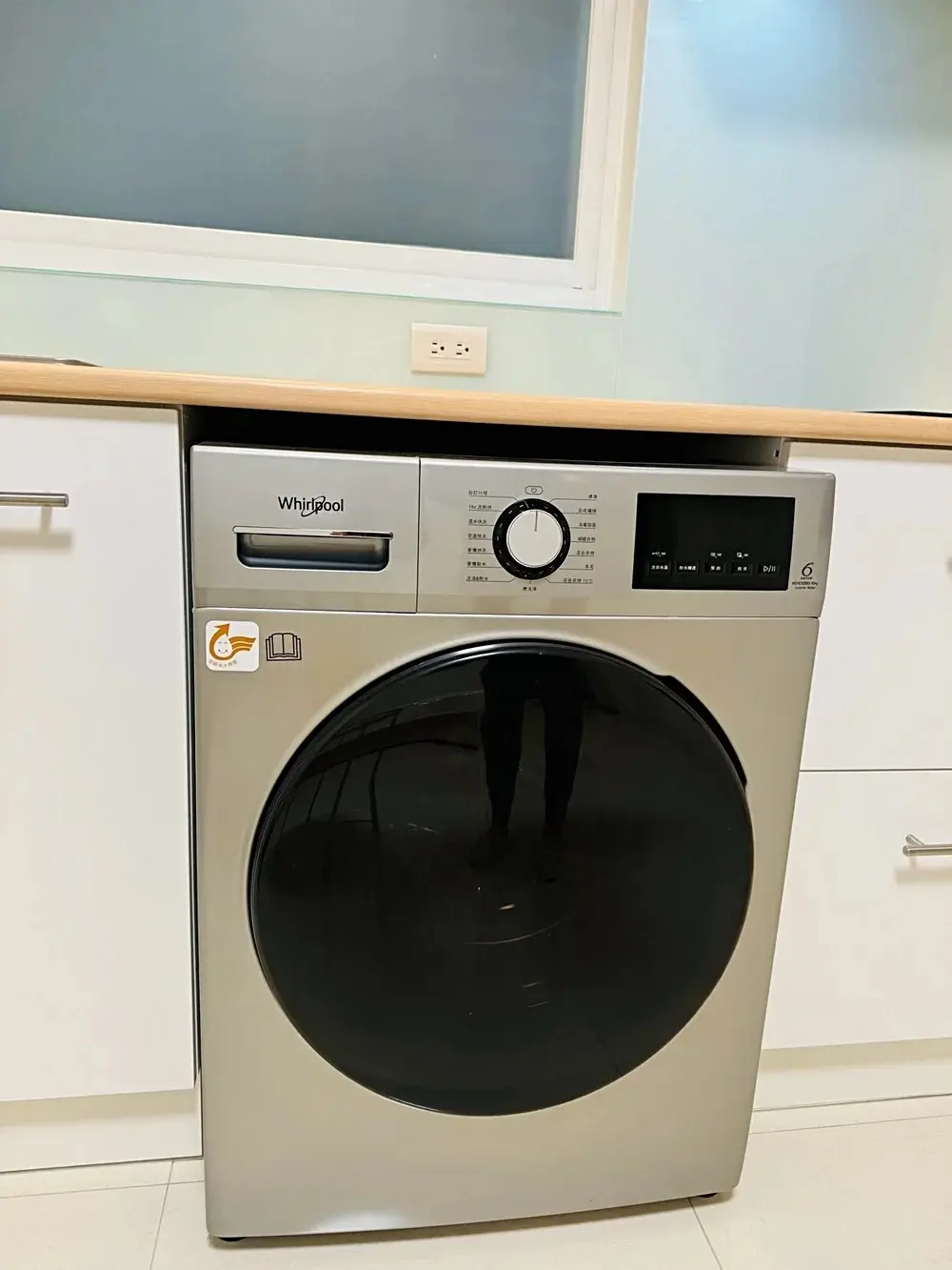 1 room apartment for rent in Wanhua District, Taipei City | NT$ 28 000 | 10 ping slide 1