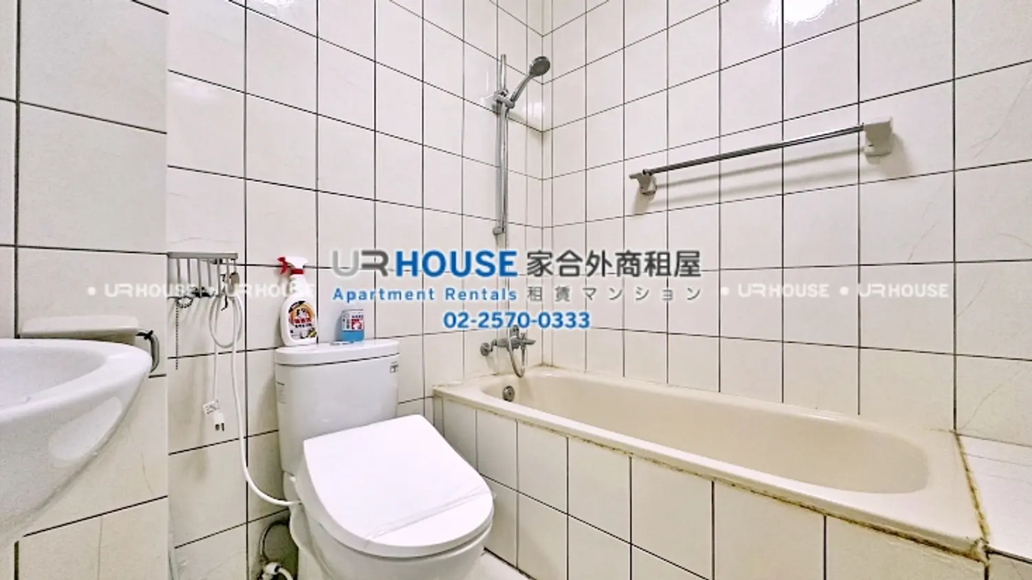 4 bedrooms townhouse for rent TWD 56 000 - 98 ping - Linkou District,New Taipei City slide 11