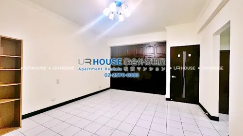 Townhouse for rent TWD 56 000 -  - 4 bedrooms