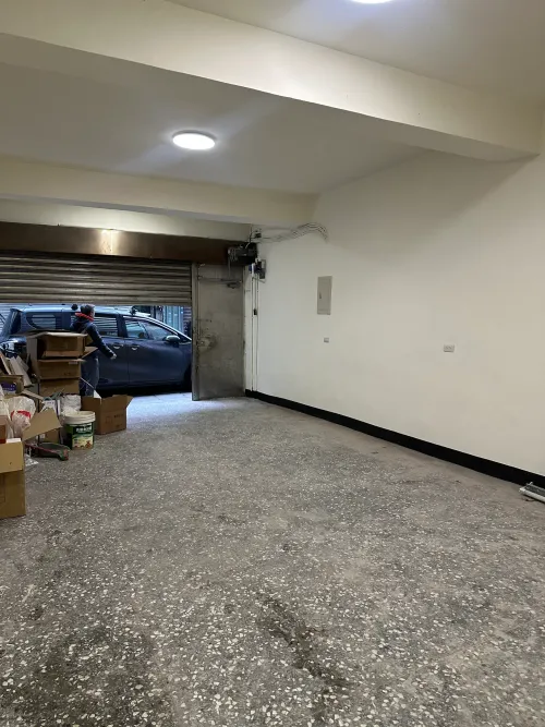 分租套房、雅房 出租 TWD 3 000 - 萬壽路二段1199巷 - 1 房