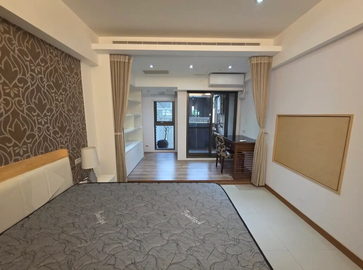 1 bedroom apartment for rent in Zhongshan District, Taipei City | NT$ 60 000 | 17 ping slide 5