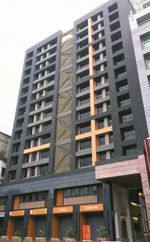Apartment for rent NT$ 55 000 - Wenlin Rd - 2 bedrooms