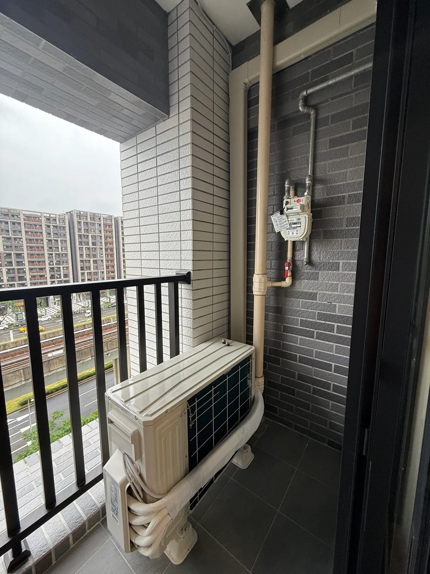 2 房 中壢區, 桃園市公寓出租 | NT$ 28 000 | 13 坪 slide 16