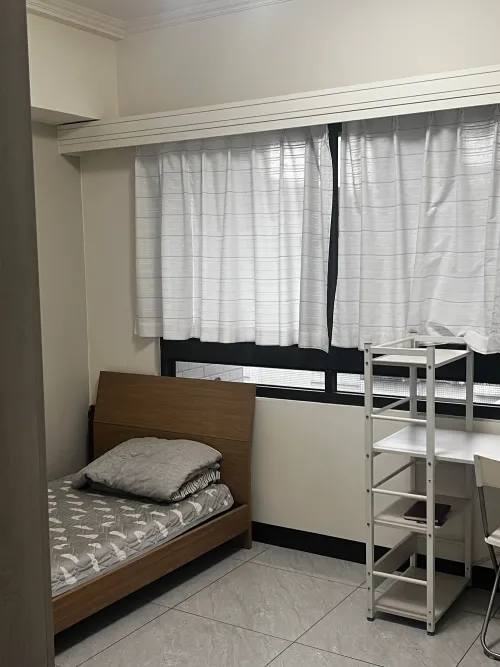 Room for rent NT$ 12 500 - Lane 122, Section 3, Chengde Road - 3 bedrooms