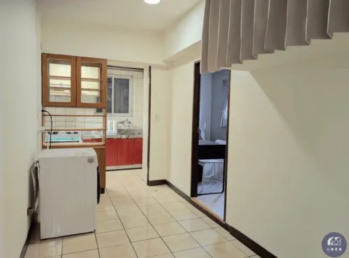 Room for rent TWD 12 800 - Quanzhou Street - 4 bedrooms