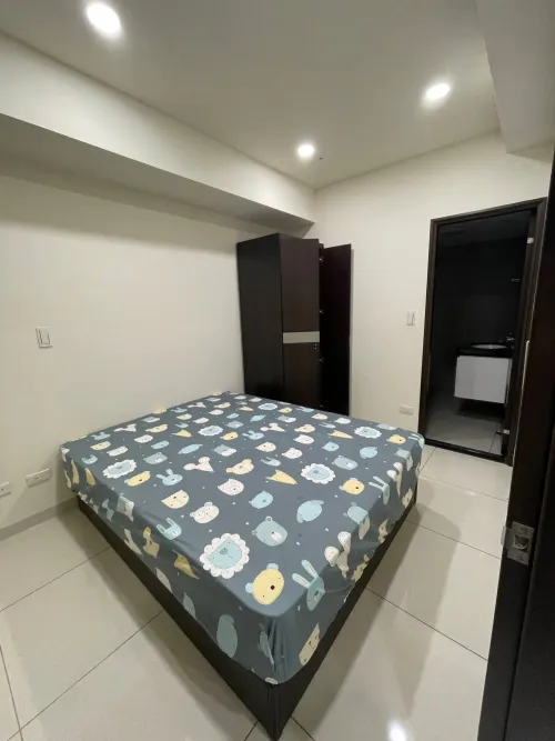 2 bedrooms apartment for rent in Lingya District, Kaohsiung City | TWD 32 000 | 16 ping slide 2