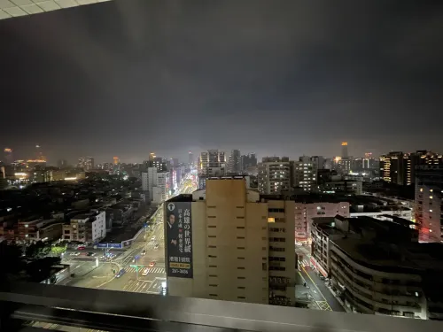 2 bedrooms apartment for rent in Lingya District, Kaohsiung City | TWD 32 000 | 16 ping slide 6