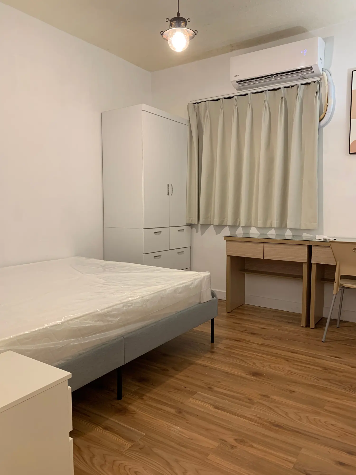 Room for rent in Taipei City, Daan District | NT$ 14 800 | 4 ping slide 5