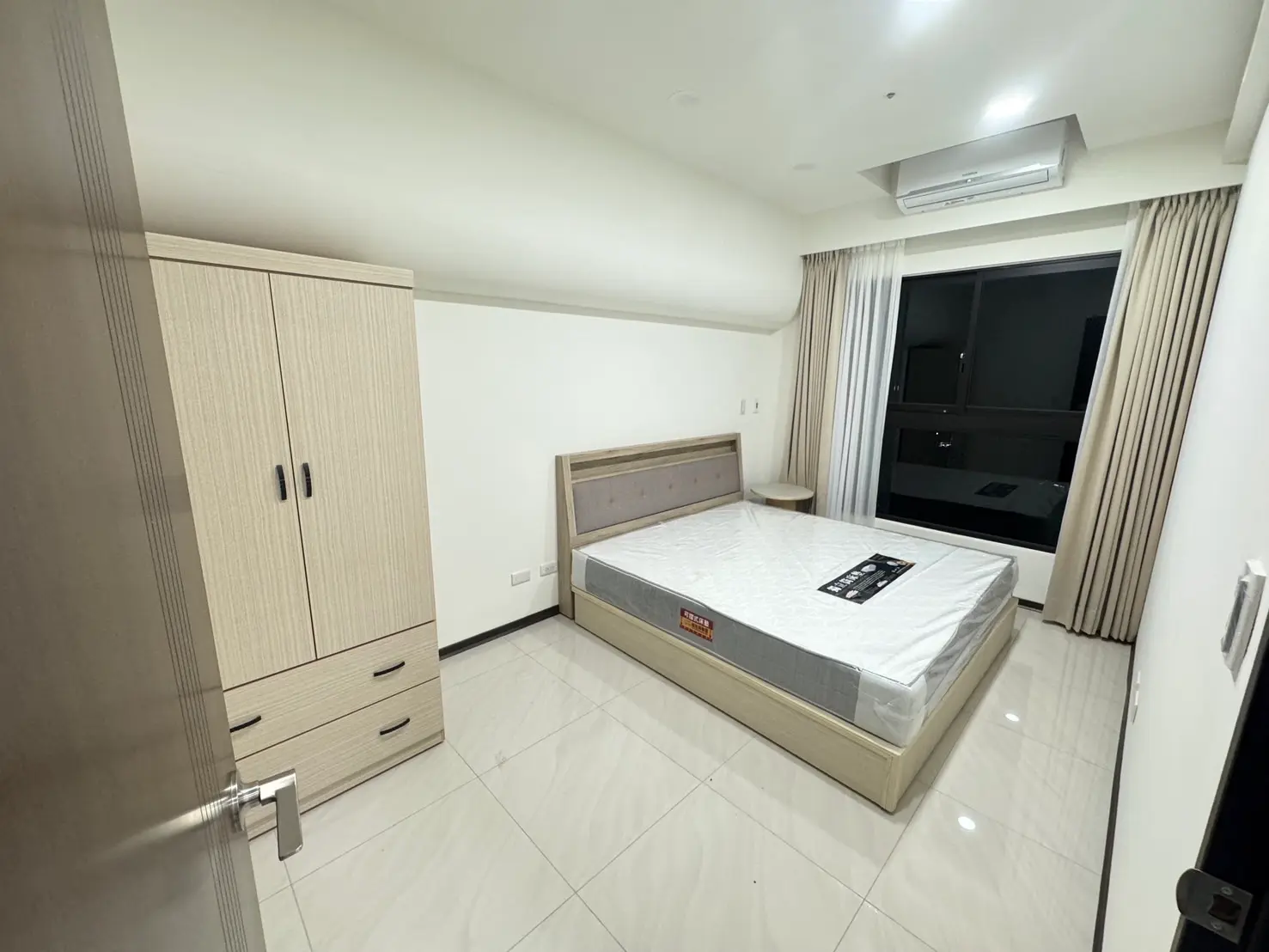 3 bedrooms apartment for rent in Gushan District, Kaohsiung City | NT$ 35 000 | 22 ping slide 2