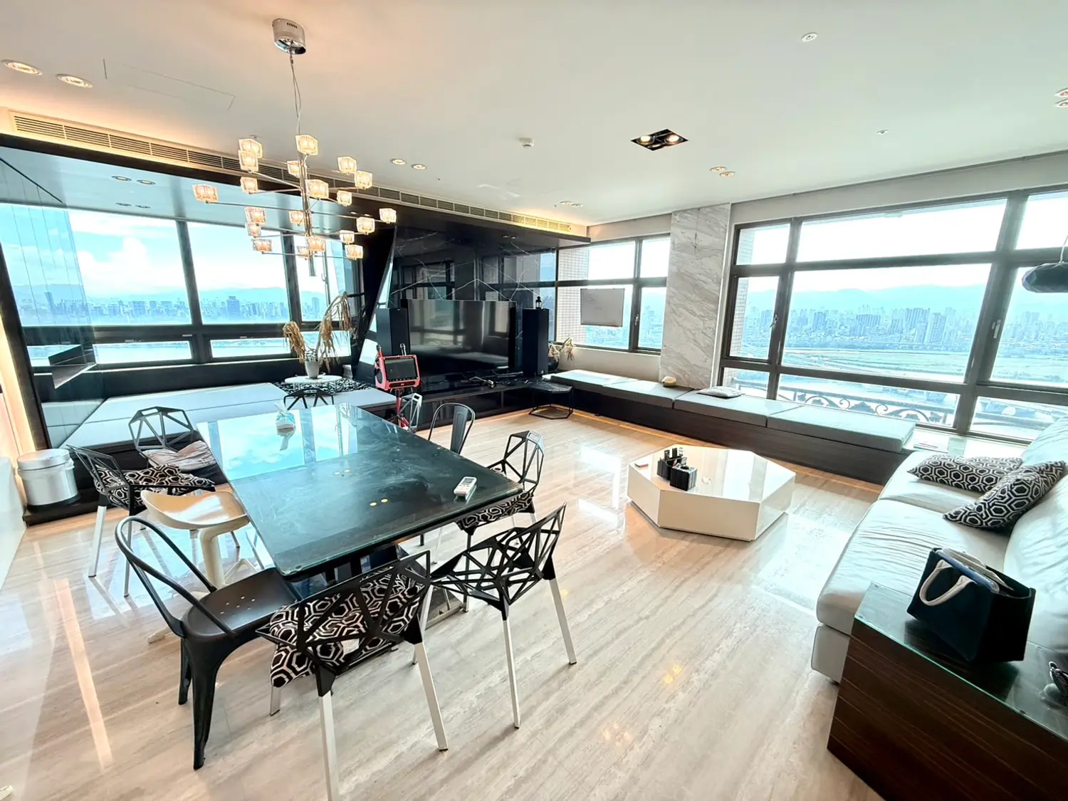 4 房 公寓 出租 TWD 120 000 - 73 坪 - 三重區,新北市 slide 0