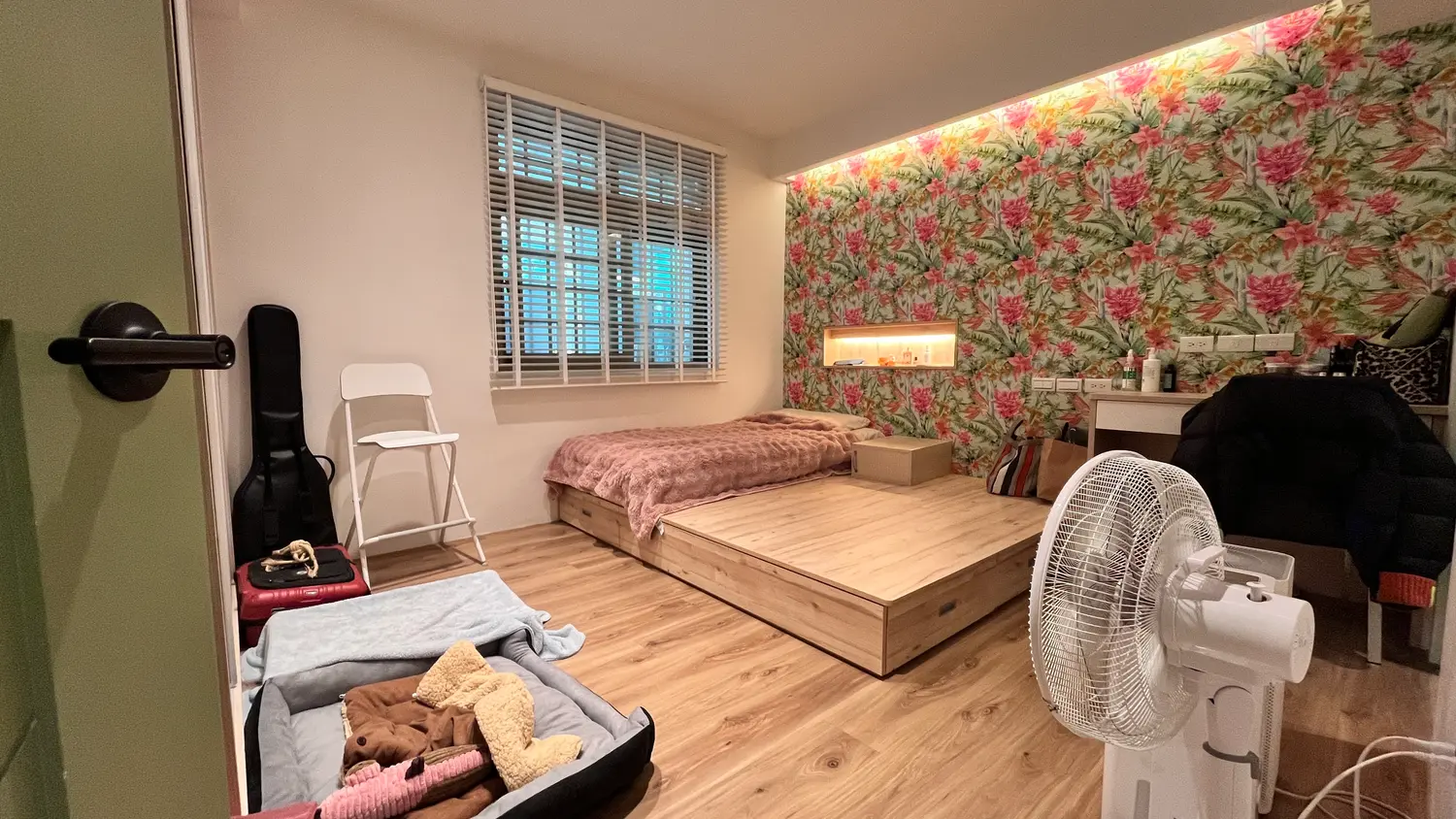 3 bedrooms apartment for sale in Songshan District, Taipei City | NT$ 32 800 000 | 26 ping slide 2