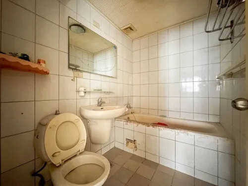 4 bedrooms apartment for rent in Zuoying District, Kaohsiung City | TWD 24 000 | 41 ping slide 11