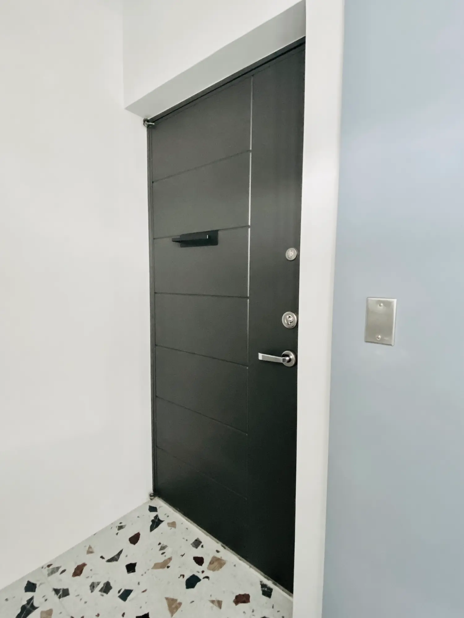 2 房 公寓 出租 TWD 42 500 - 24 坪 - 北投區,台北市 slide 2