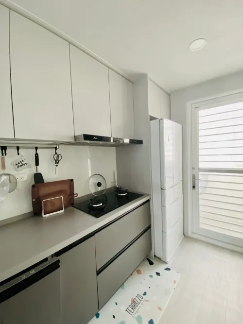 公寓 出租 TWD 42 500 - 致遠一路二段 - 2 房