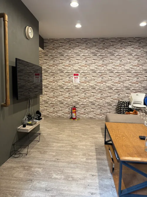 Room for rent NT$ 11 000 - Alley 37, Lane 236, Section 5, Zhongxiao E Rd - 6 bedrooms