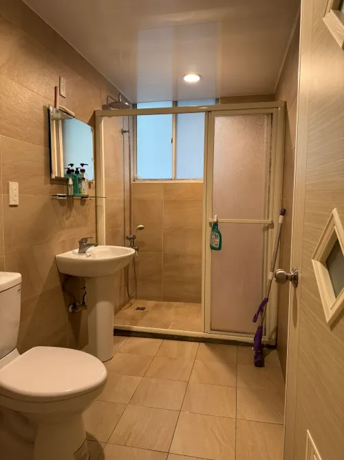 Room for rent NT$ 11 000 - Alley 37, Lane 236, Section 5, Zhongxiao E Rd - 6 bedrooms