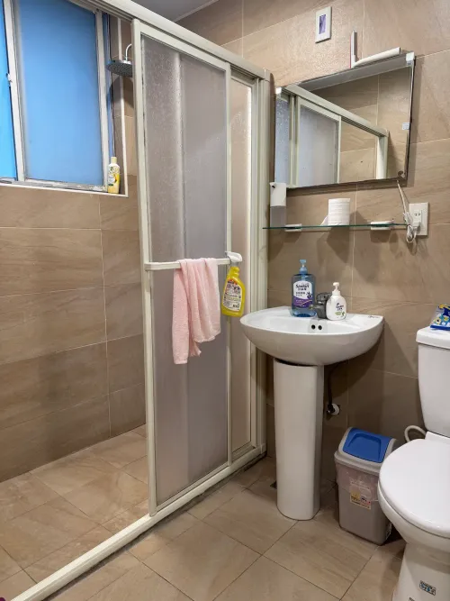 Room for rent NT$ 11 000 - Alley 37, Lane 236, Section 5, Zhongxiao E Rd - 6 bedrooms