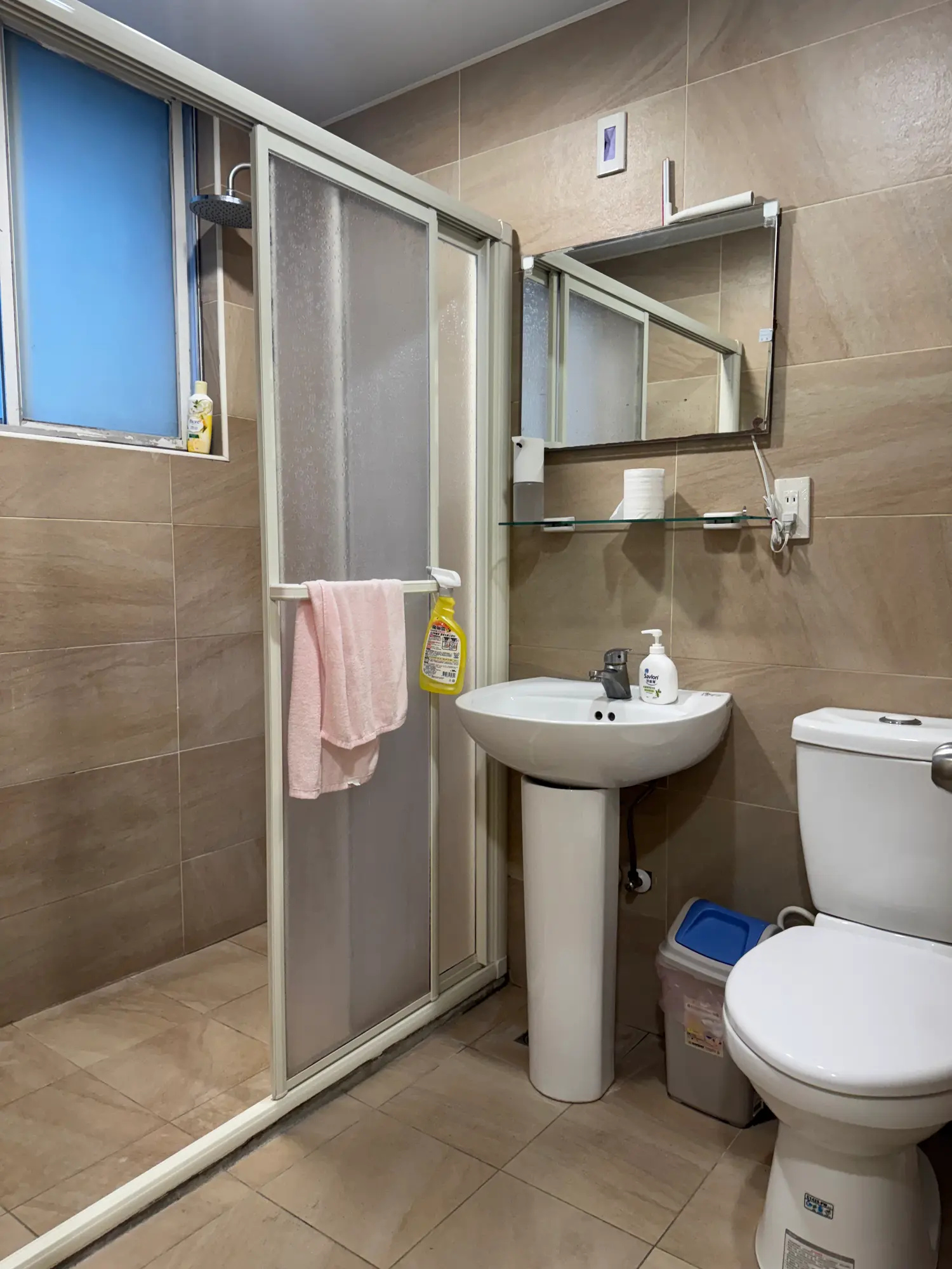 Room for rent in Xinyi District, Taipei City | NT$ 11 000 | 3 ping slide 5