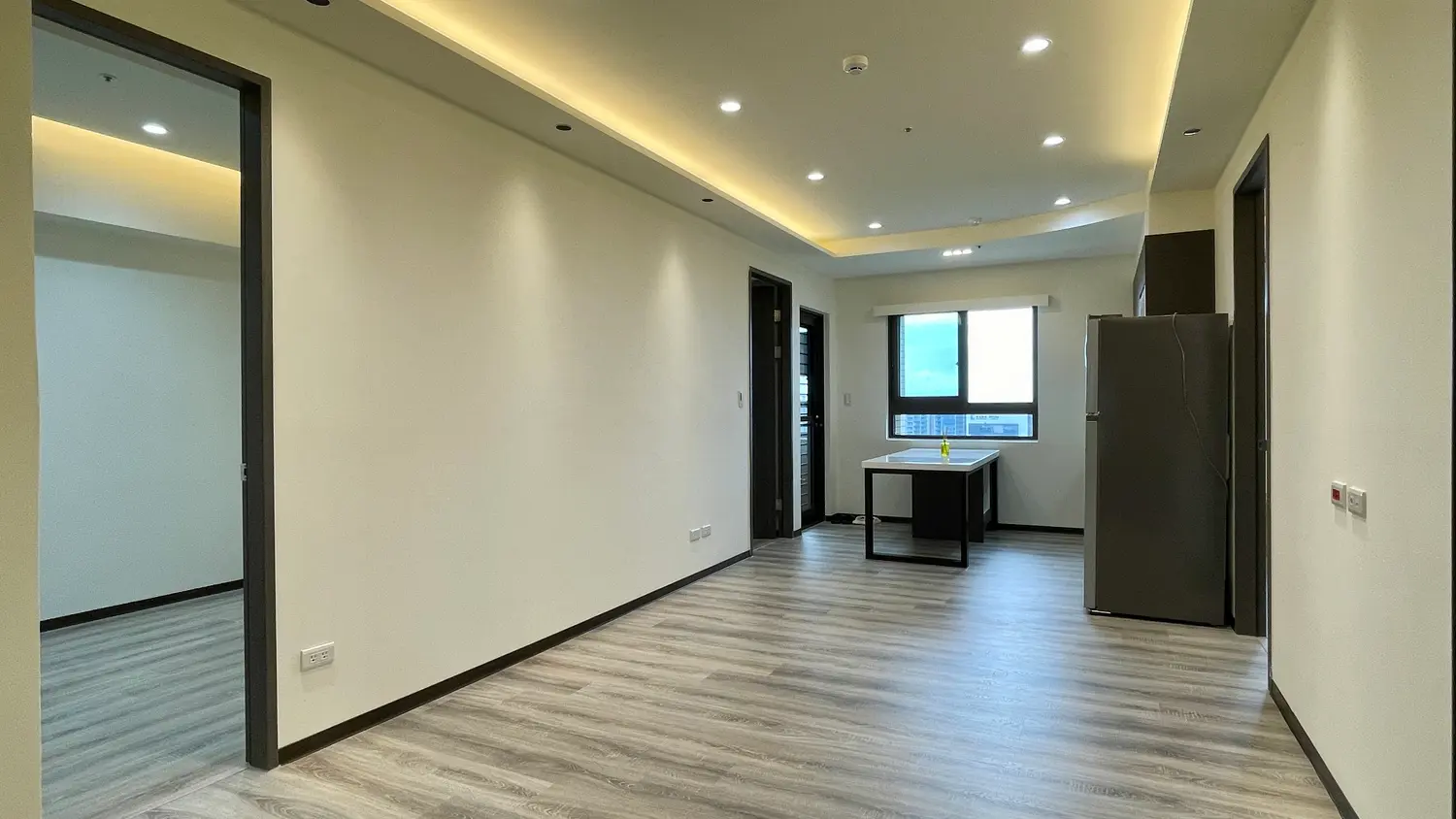 3 bedrooms apartment for rent in Dayuan District, Taoyuan City | NT$ 33 000 | 18 ping slide 0