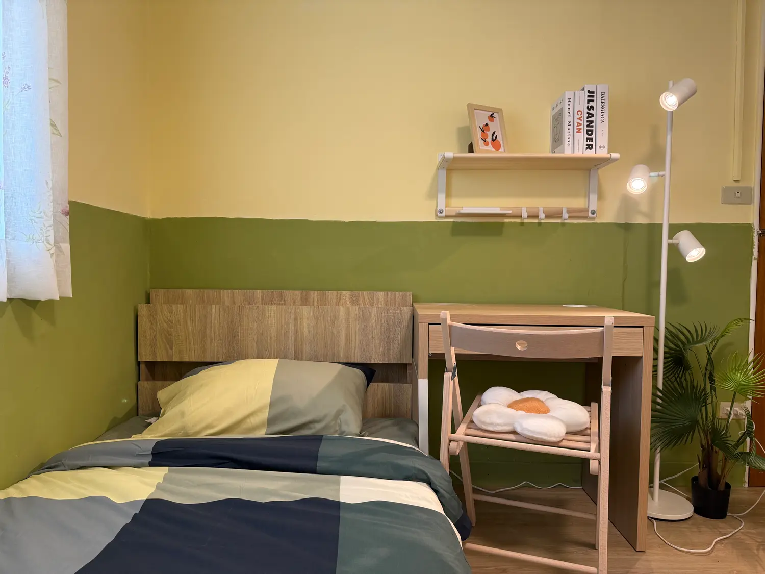 Private room for rent TWD 12 500 - 4 ping - Beitou District,Taipei City slide 1