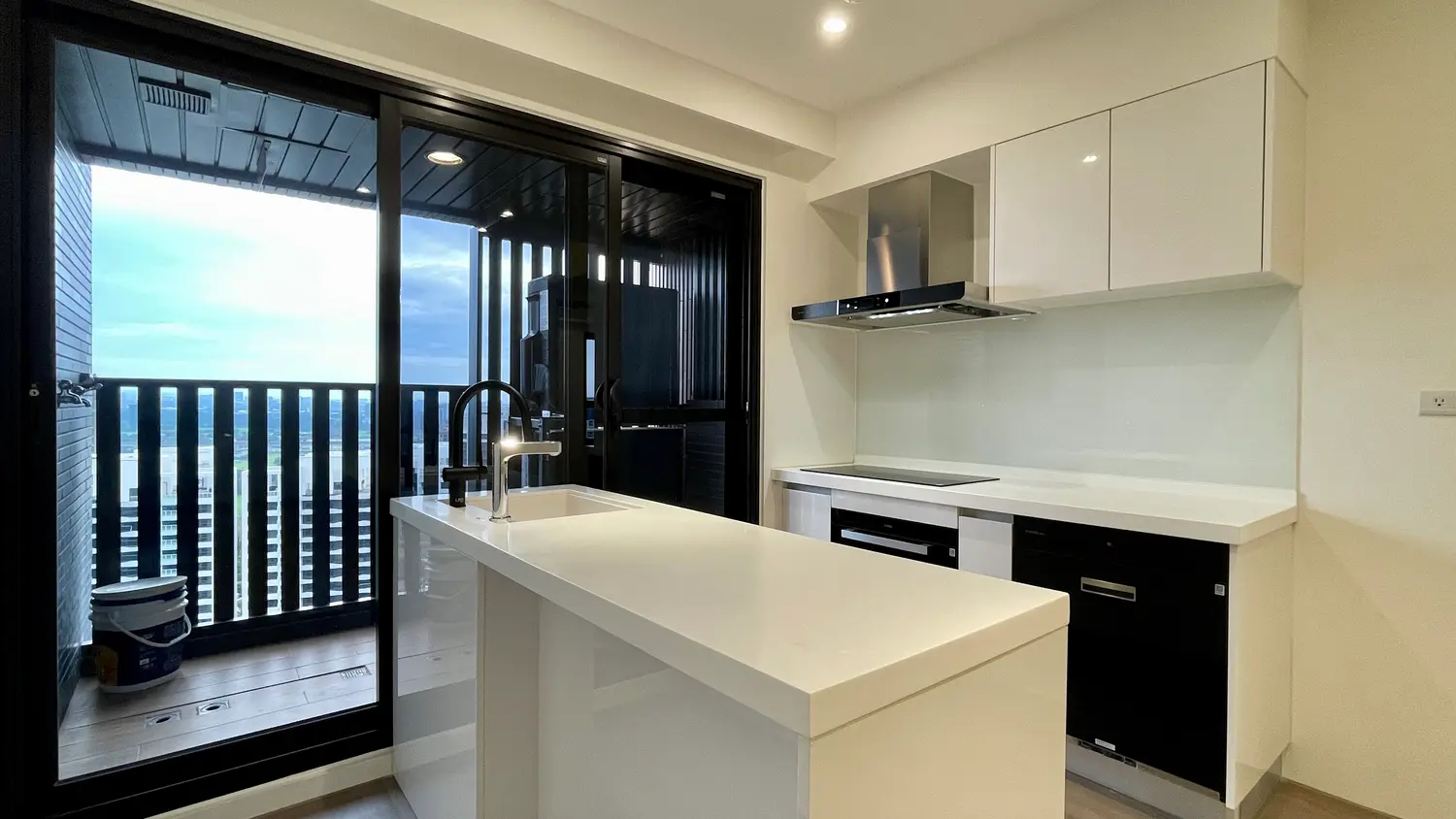 3 bedrooms apartment for rent in Dayuan District, Taoyuan City | NT$ 45 000 | 24 ping slide 3