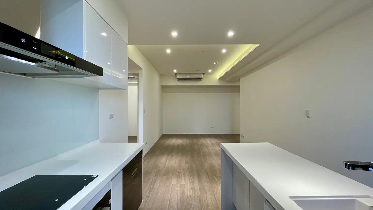 3 bedrooms apartment for rent in Dayuan District, Taoyuan City | NT$ 45 000 | 24 ping slide 5
