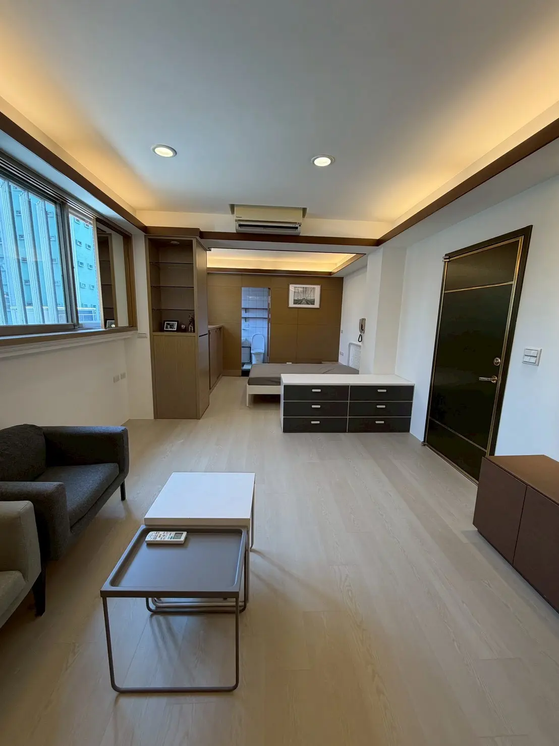 1 房 大安區, 台北市公寓出租 | NT$ 38 000 | 12 坪 slide 0