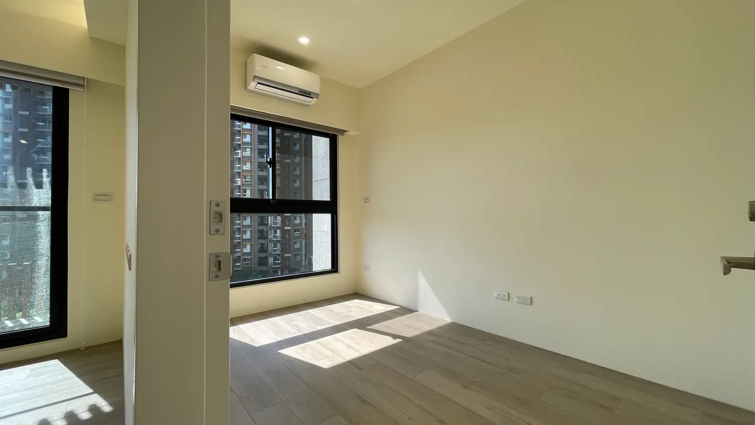 3 bedrooms apartment for rent in Zhongli District, Taoyuan City | NT$ 34 000 | 26 ping slide 11