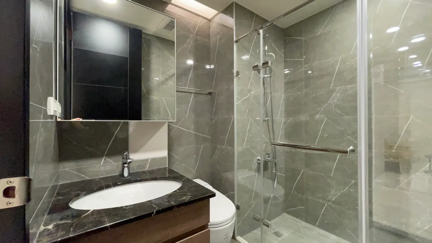 2 bedrooms apartment for rent in Zhongli District, Taoyuan City | NT$ 25 000 | 16 ping slide 5