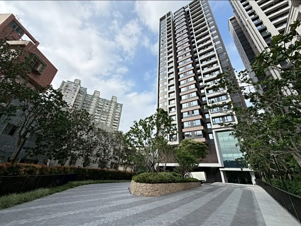 3 房 板橋區, 新北市公寓出租 | NT$ 65 000 | 39 坪 slide 23