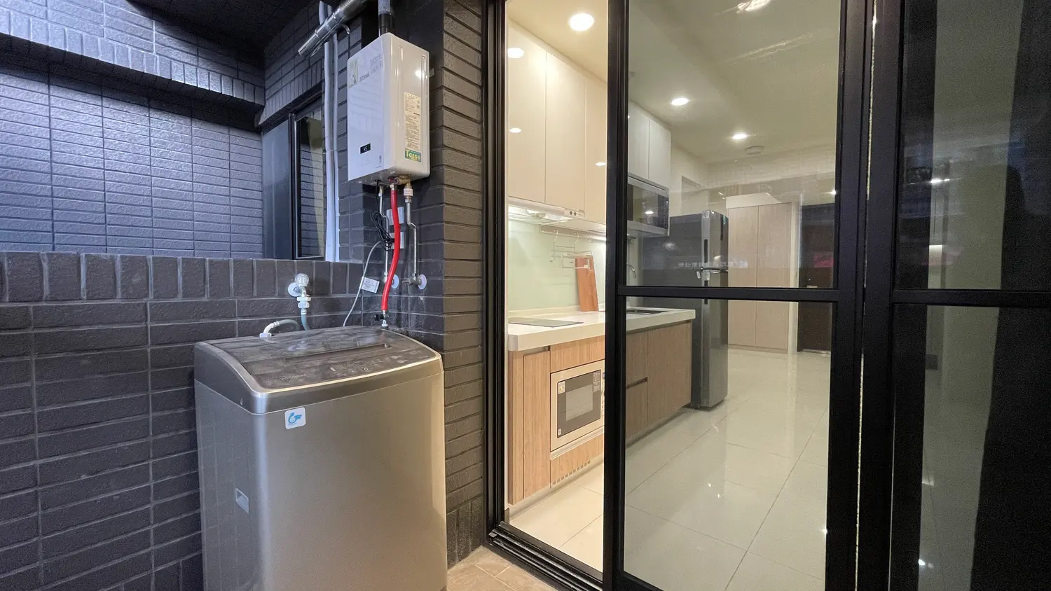 2 bedrooms apartment for rent in Zhongli District, Taoyuan City | NT$ 25 000 | 16 ping slide 9