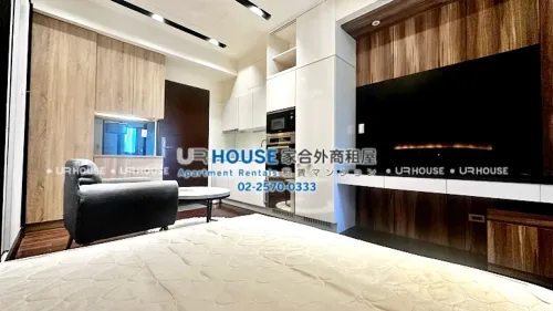Apartment for rent TWD 39 800 - Section 1, Jianguo South Road - Studio