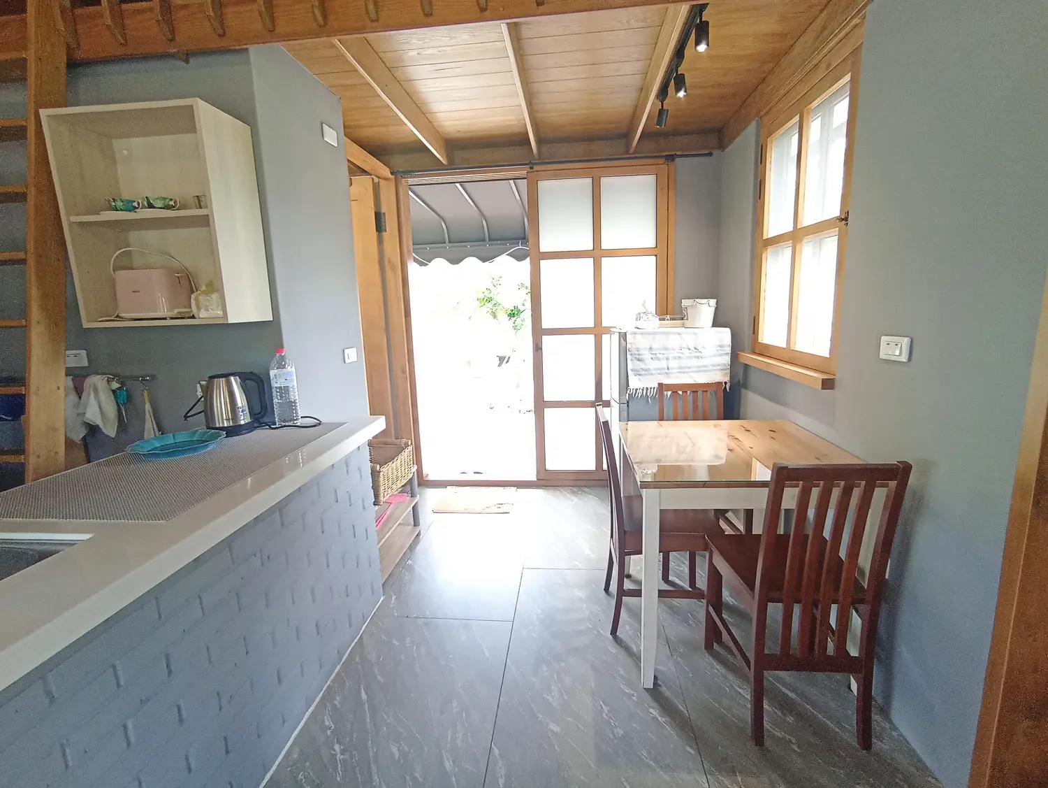 1 room townhouse for rent TWD 18 000 - 9 ping - Shoufeng Township,Hualien County slide 2